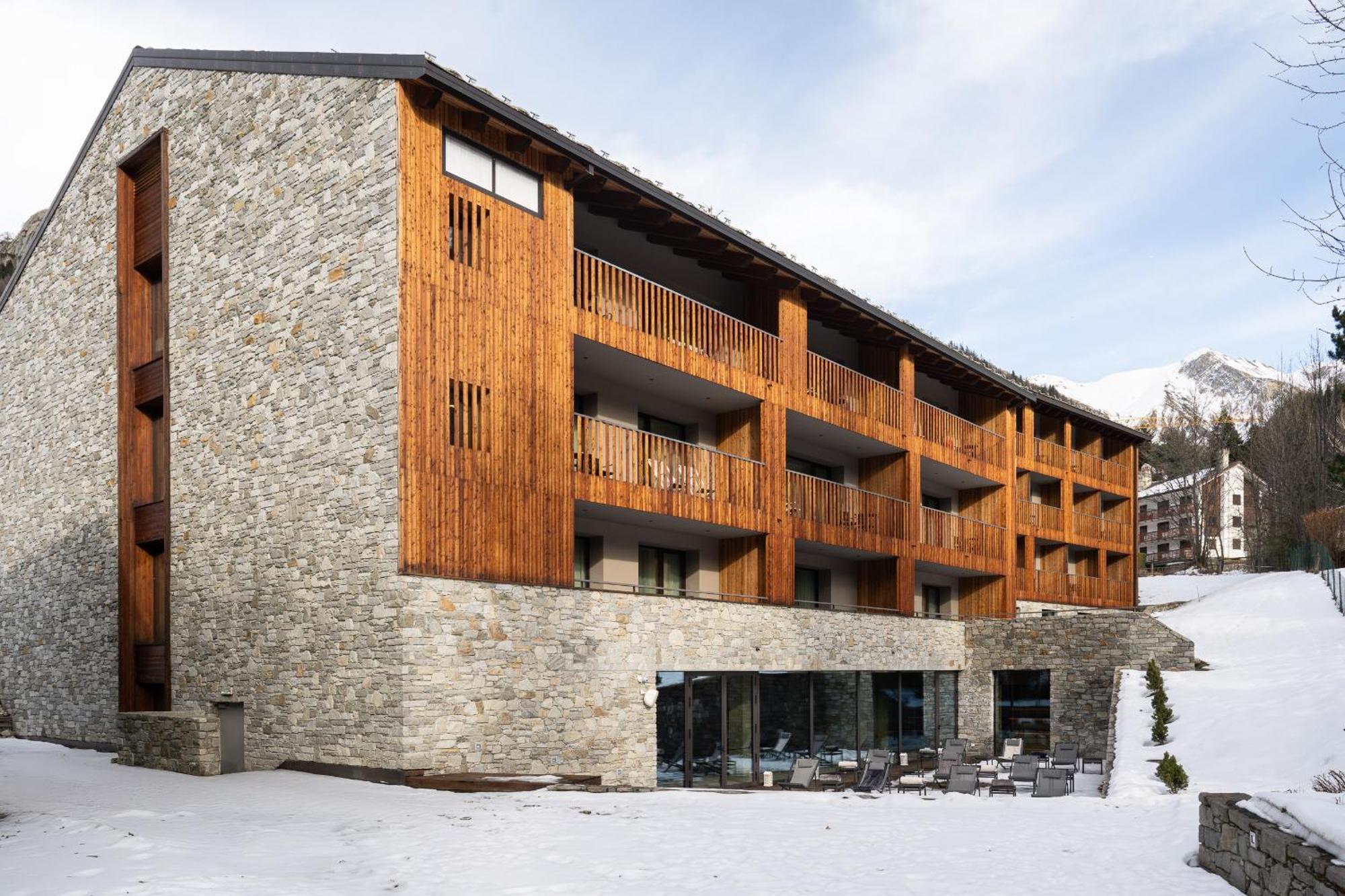Grand Hotel Courmayeur Mont Blanc, By R Collection Hotels Exteriör bild