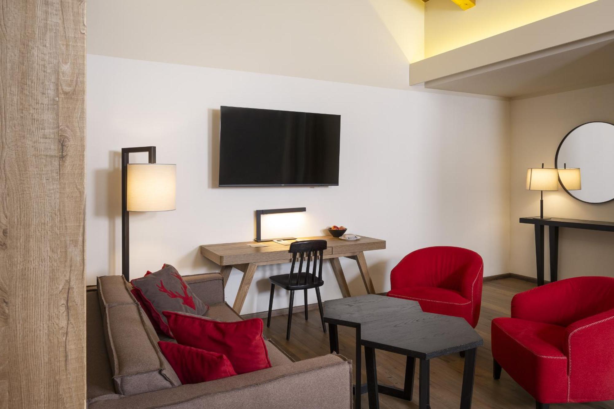 Grand Hotel Courmayeur Mont Blanc, By R Collection Hotels Rum bild